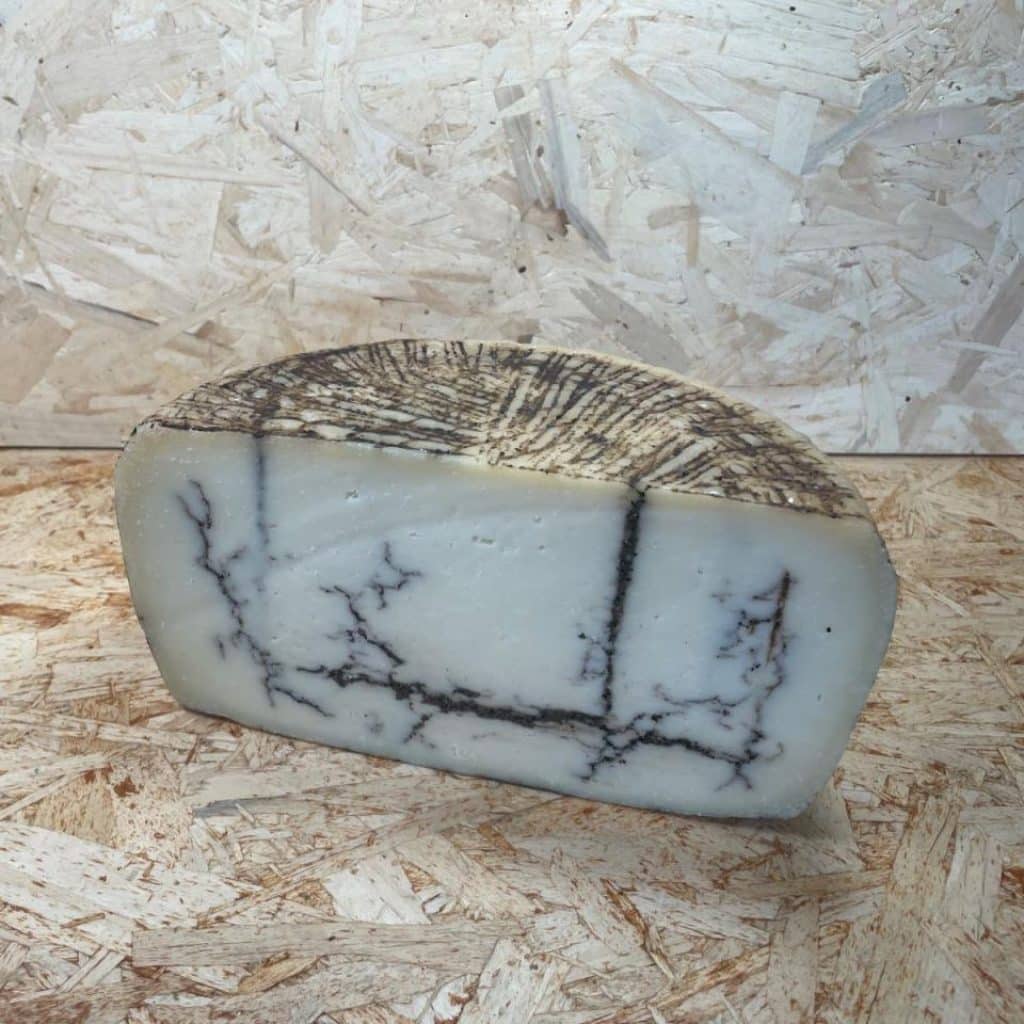 PECORINO CON TRUFA